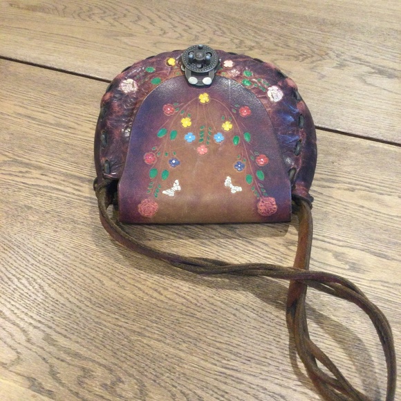 Vintage 70s Handmade Hand Tooled Cowhide Leather Crossbody Handbag - Picture 5 of 15